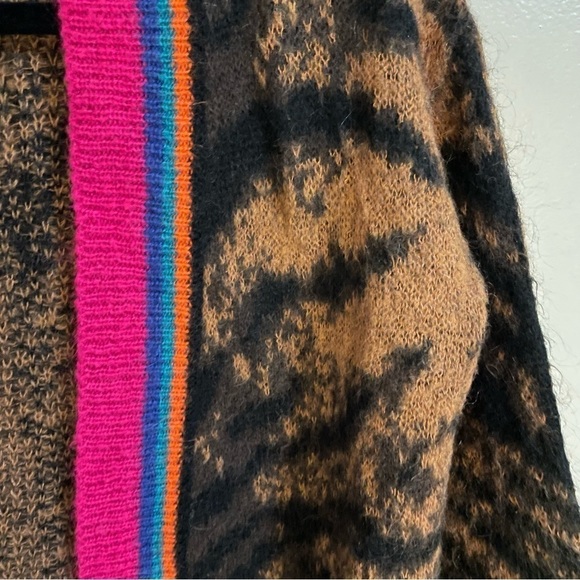 Twins Animal Print Striped Edges Mohair Blend Knit Cardigan, Size S - Picture 5 of 7